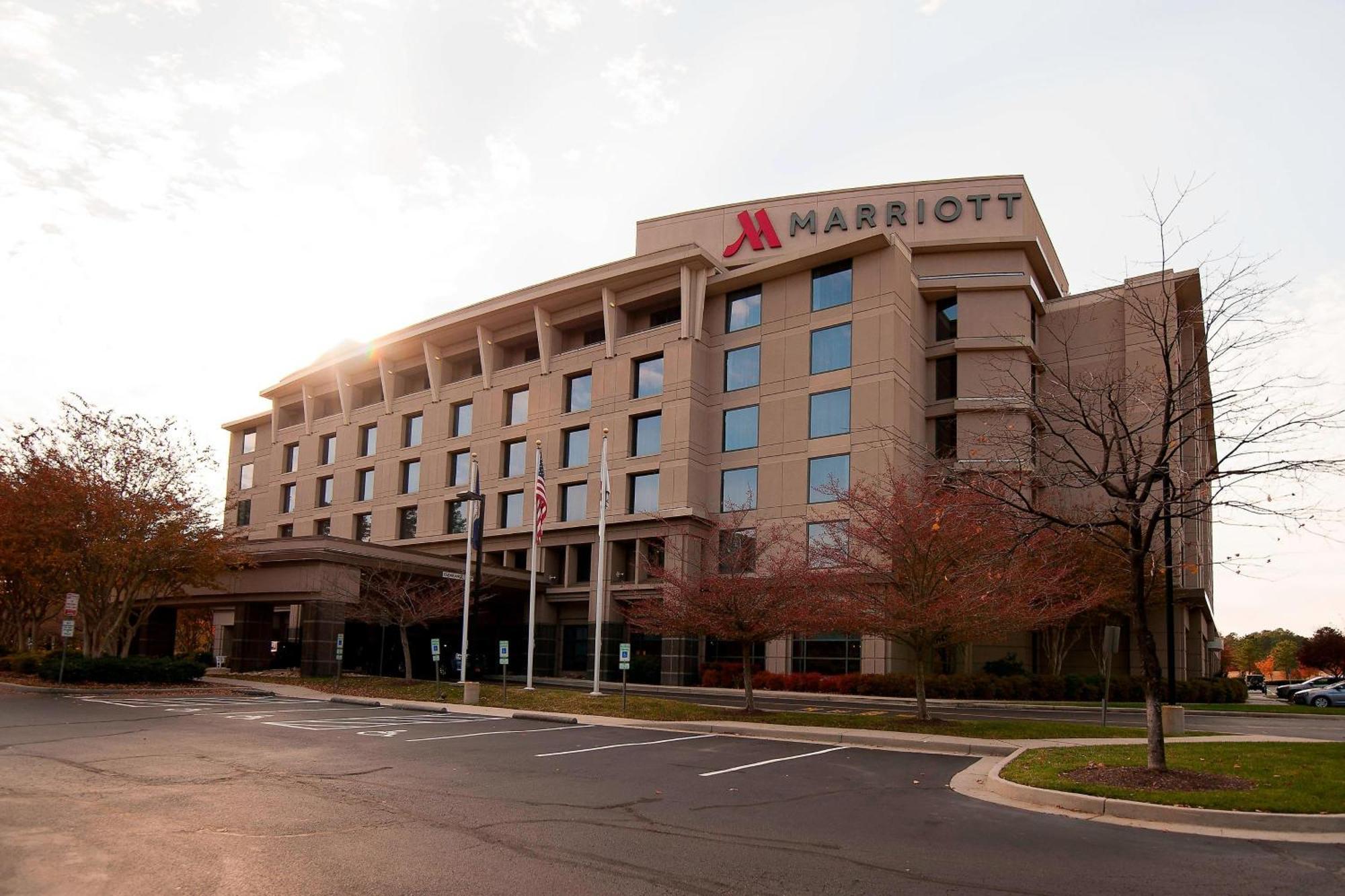 Hotel Richmond Marriott 3*