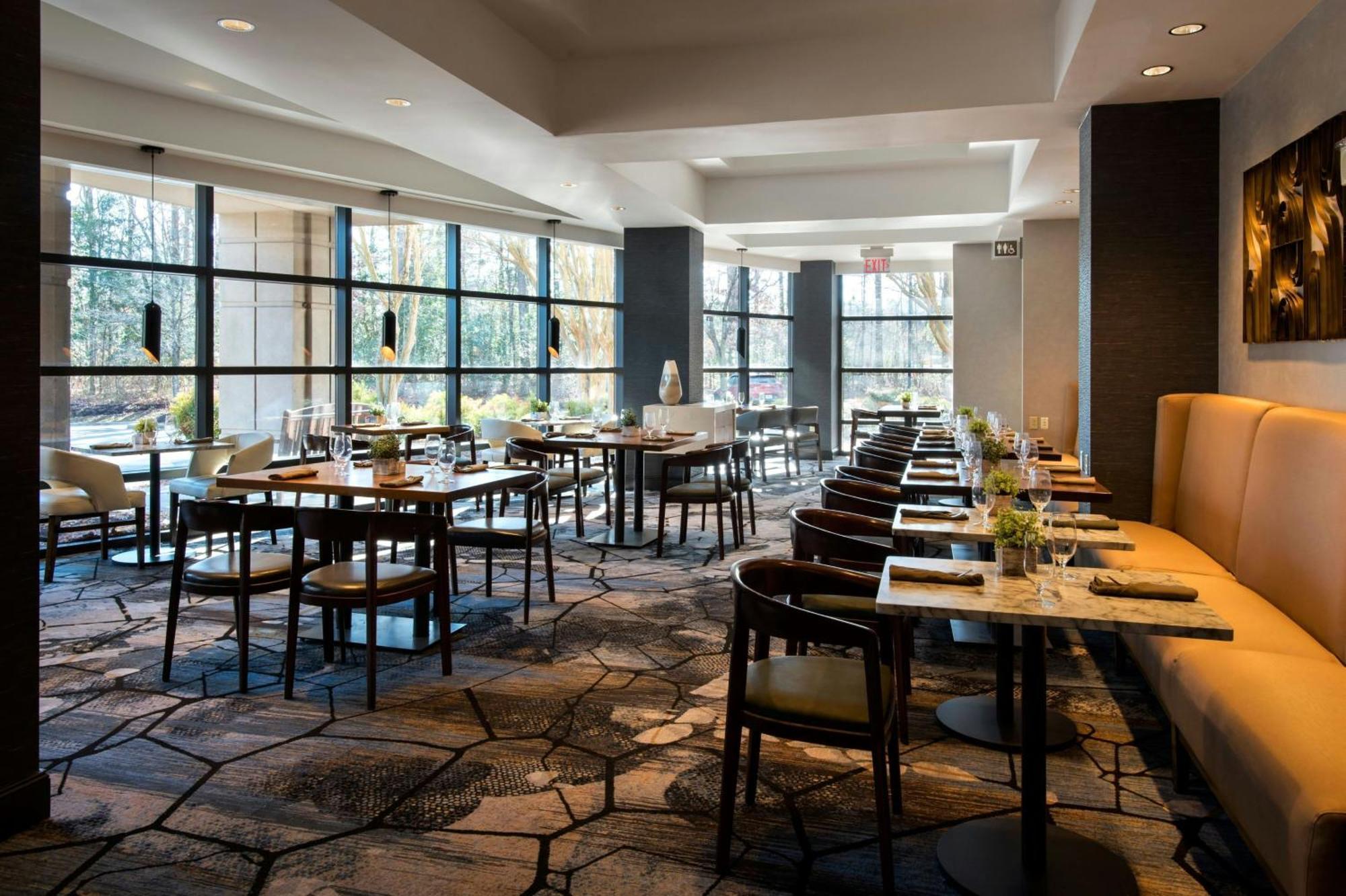 Hotel Richmond Marriott 3*